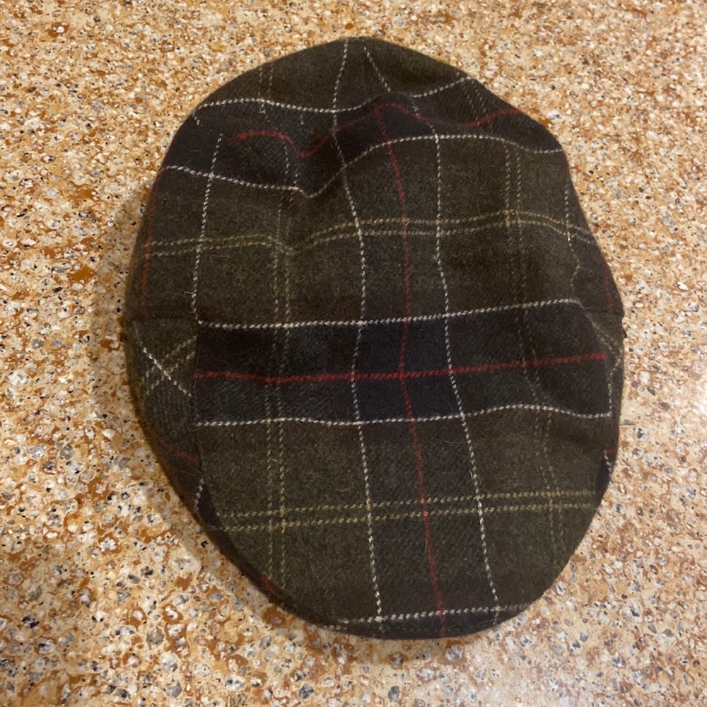 Men’s Barbour plaid Tam - “Barbour green” plaid matches the barn jacket - wool L